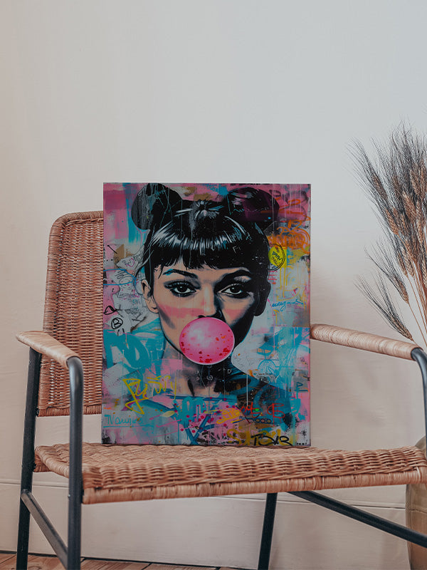 WOMAN BUBBLE GUM BANKSY GRAFFITI POP ART